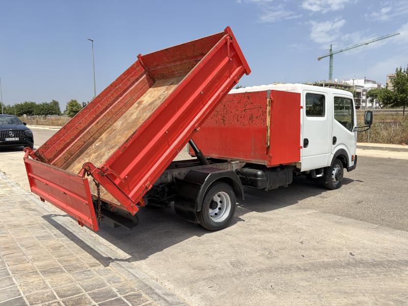 samochód dostawczy Nissan Cabstar 35.13