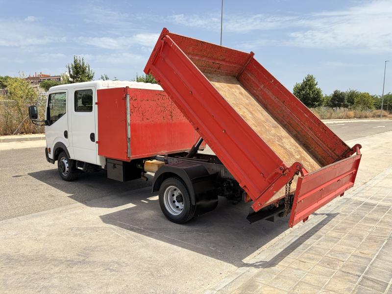 samochód dostawczy Nissan Cabstar 35.13