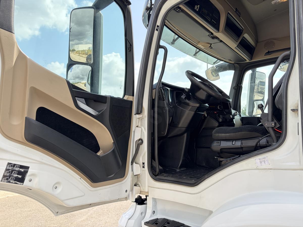 Tractor Mercedes Actros 1846