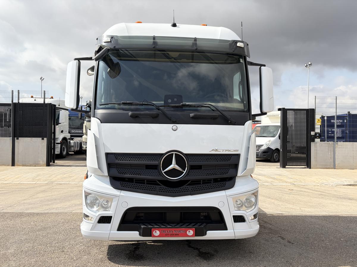 Tractor Mercedes Actros 1846