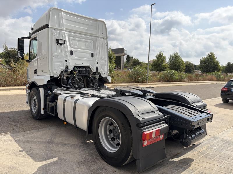 Tractor Mercedes Actros 1846