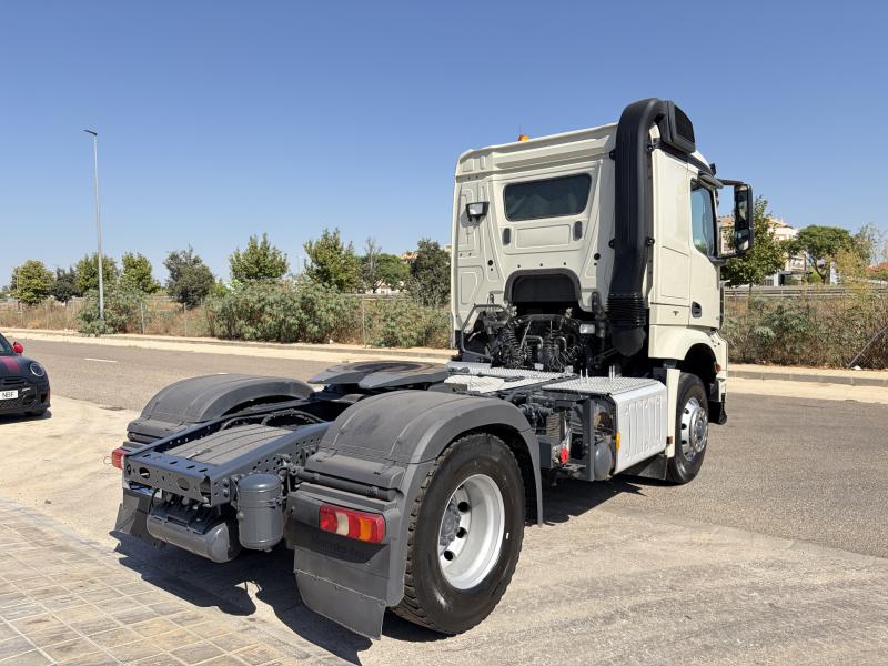 Cabeza tractora Mercedes Arocs