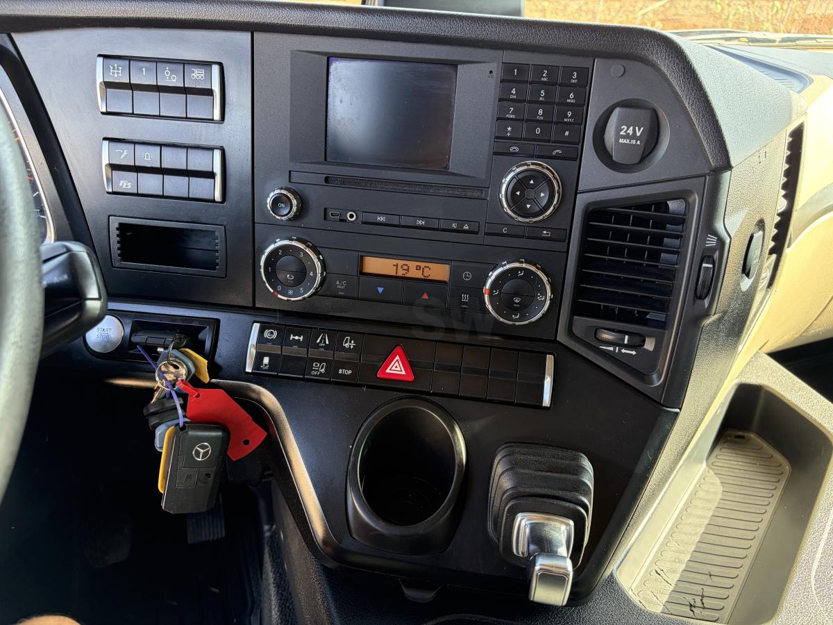 Tractor Mercedes Actros 1846 L