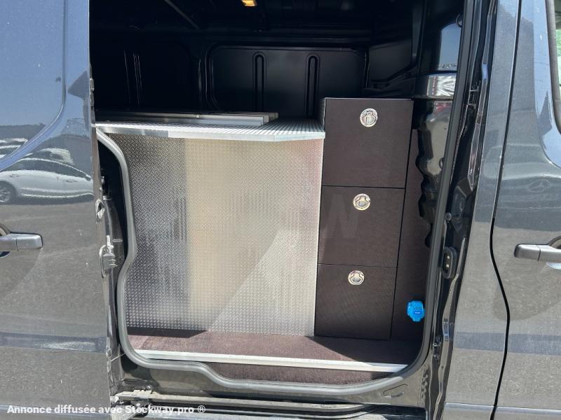 Photo Renault Trafic 2,5L DCI 150 CV image 2/5