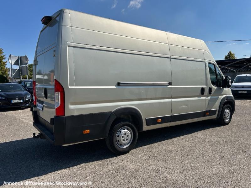 Photo Citroën Jumper MAXI 35 BLUEHDI 165 CLUB image 6/11