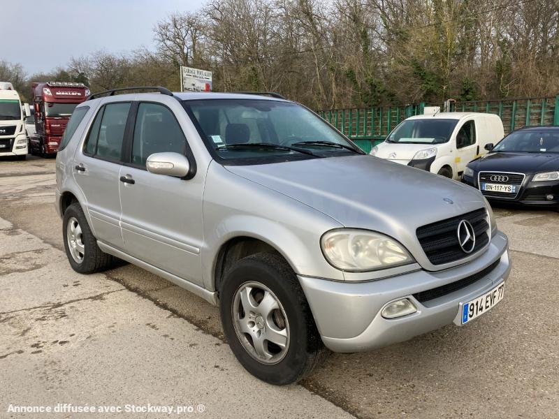 Photo Mercedes CLASSE ML 270 image 2/6