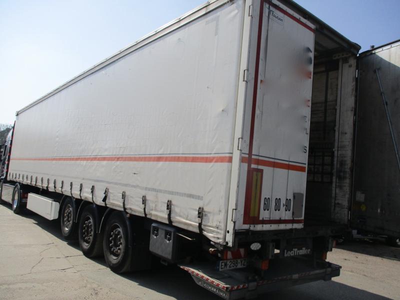Semi-trailer Lecitrailer PLSC