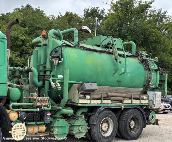 Photo MAN CITERNE VIDANGE 33.332 hydrocureur cuve 10000L image 5/34