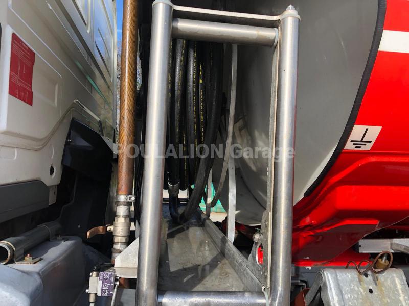 Camion Mercedes Axor 13200L Citerne Hydrocarbures