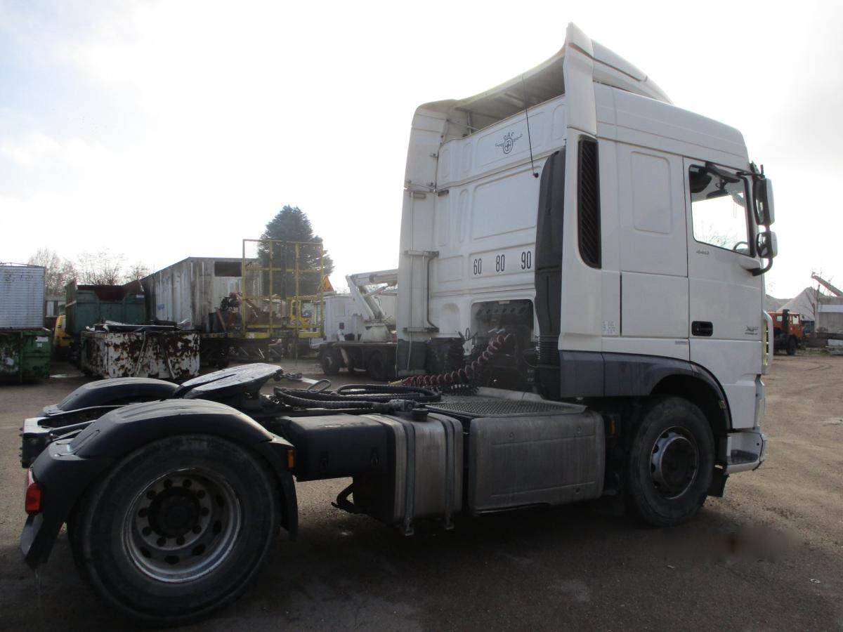 Ciągnik siodłowy DAF XF440