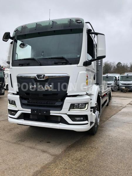 Camion MAN TGS 26.430 6x2 Plateau CVIM fixe acier S355 Porte engins