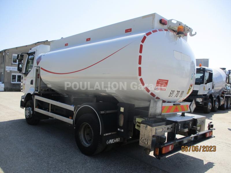 Camion Renault MIDLUM 270.16 LIGHT CITERNE MAGYAR 3 CPTS 11000L Citerne Hydrocarbures