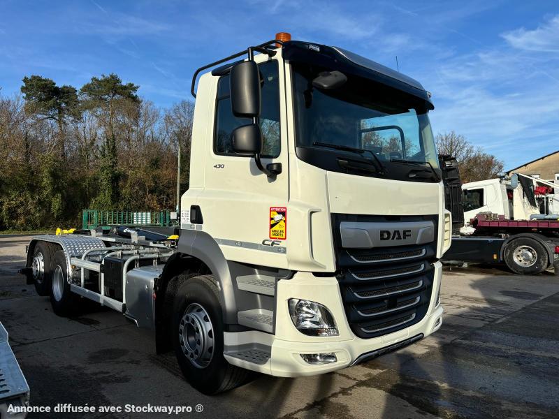 Photo DAF CF 430 FAN 6x2 26T bras MARREL coulissant photos non contractuelles image 2/13