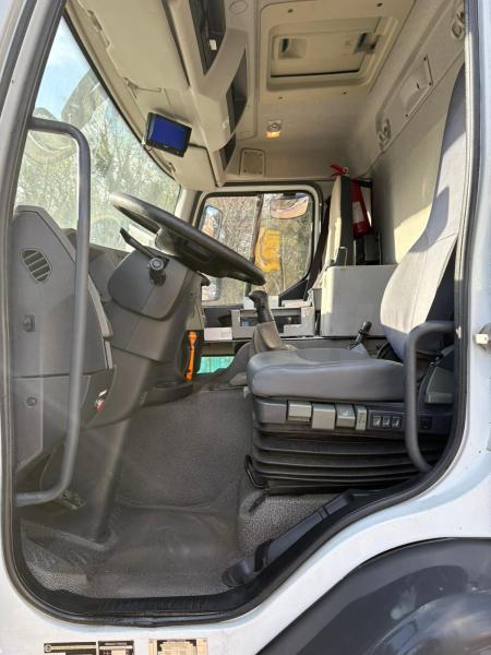 Camião Renault PREMIUM 380.26 S 6x2 D