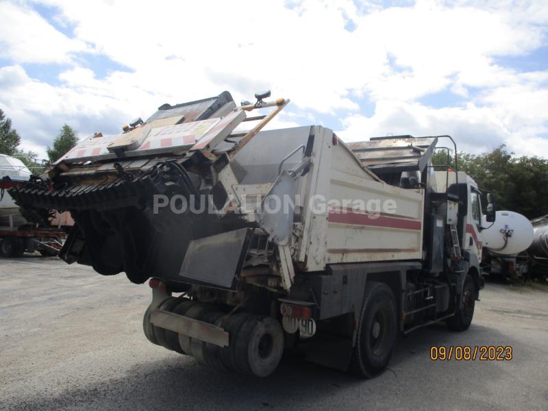 Camion Renault KERAX 320 Dci goudronneuse Autre