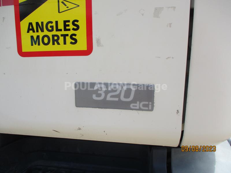 Camion Renault KERAX 320 Dci goudronneuse Autre