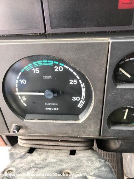 Photo Iveco CURS0R 240 PORTEUR FOURGON  image 33/38