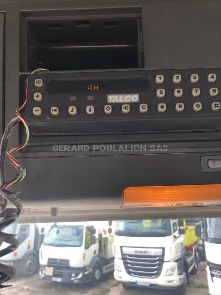 Camion Iveco CURS0R 240 PORTEUR FOURGON Autre