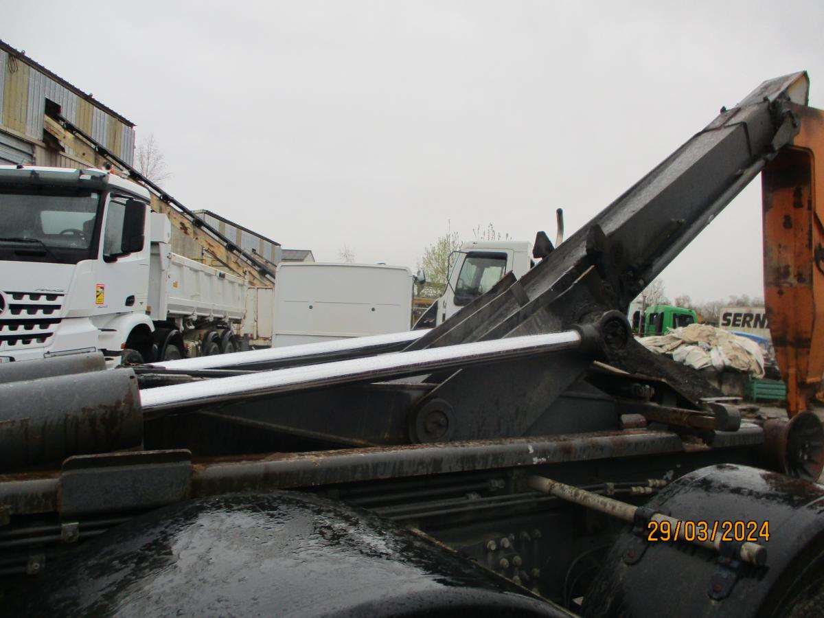 Camion Renault Premium 320 benne amovible