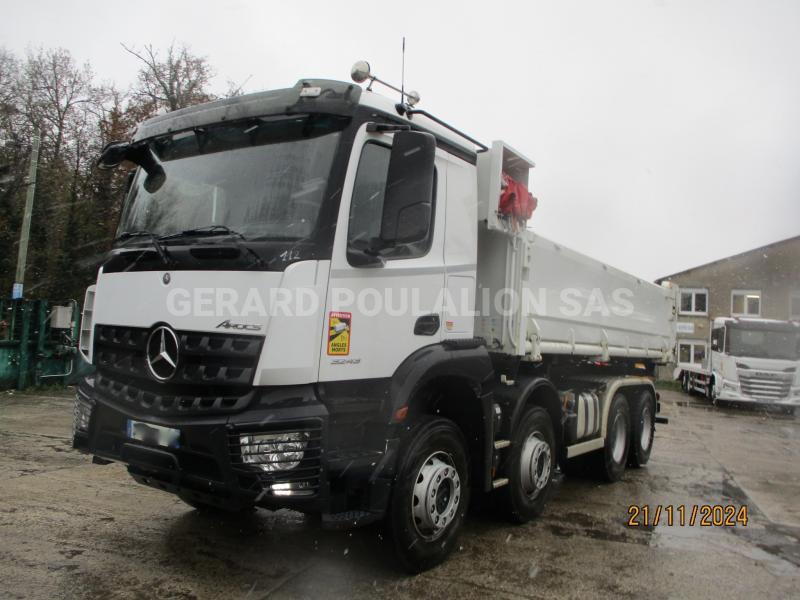 Camion Mercedes AROCS 3243 8X4 BI-BENNE BENNE C.I. Benne Bi-benne