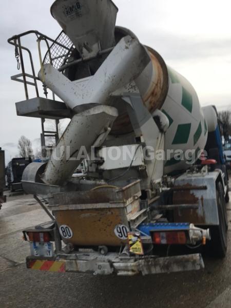 Camion Mercedes ACTROS 3335 TOUPIE  7 M3,  avec pompe à chape , ralentisseur hydrolique Malaxeur toupie