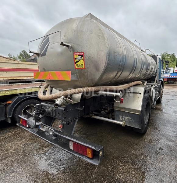 Camion Renault Turbo Intercooler 290 cuve 11000L Citerne À eau