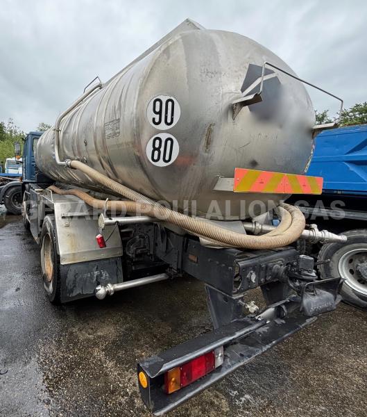 Camion Renault Turbo Intercooler 290 cuve 11000L Citerne À eau