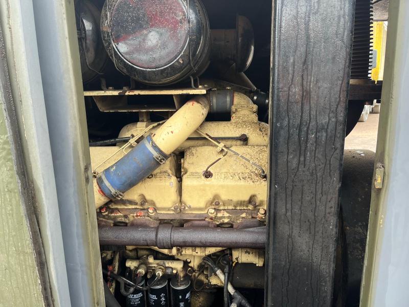 Matériel de chantier Renault V8 360 KVA  générateur thermique