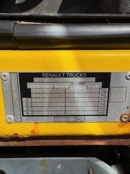 Camion Renault KERAX 370DXI en châssis nu Autre