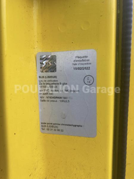 Camion Renault KERAX 370DXI en châssis nu Autre