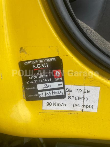 Camion Renault KERAX 370DXI en châssis nu Autre