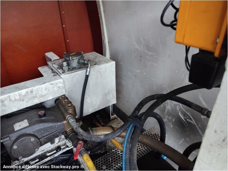 Photo Iveco HYDROCUREUR DAILY 50C17V11 HYDROCUREUR CAISSE POLYFOND BAROCLEAN SKID BM700 image 10/27