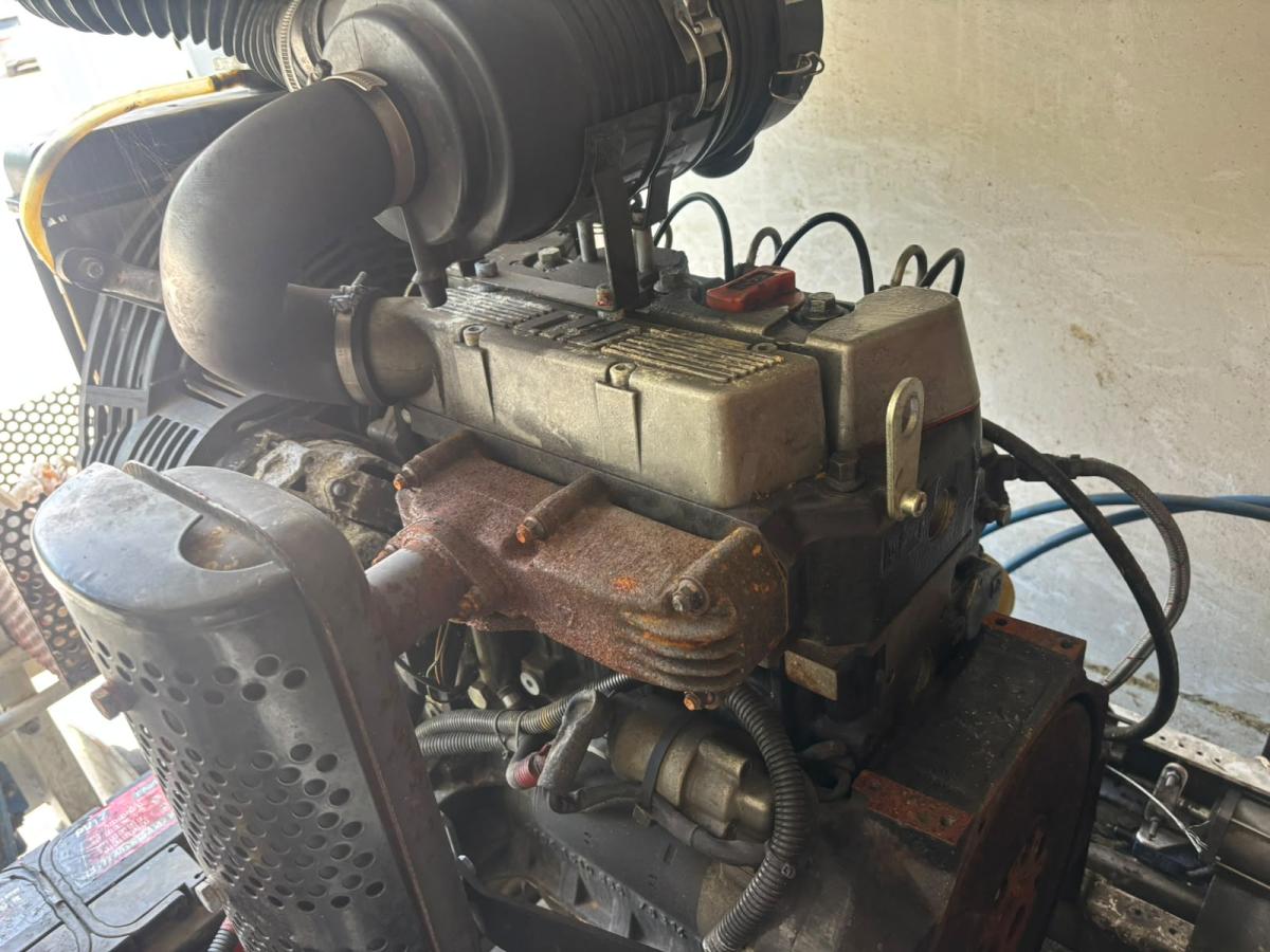 Carrinha comercial Iveco HYDROCUREUR DAILY 50C17V11 HYDROCUREUR