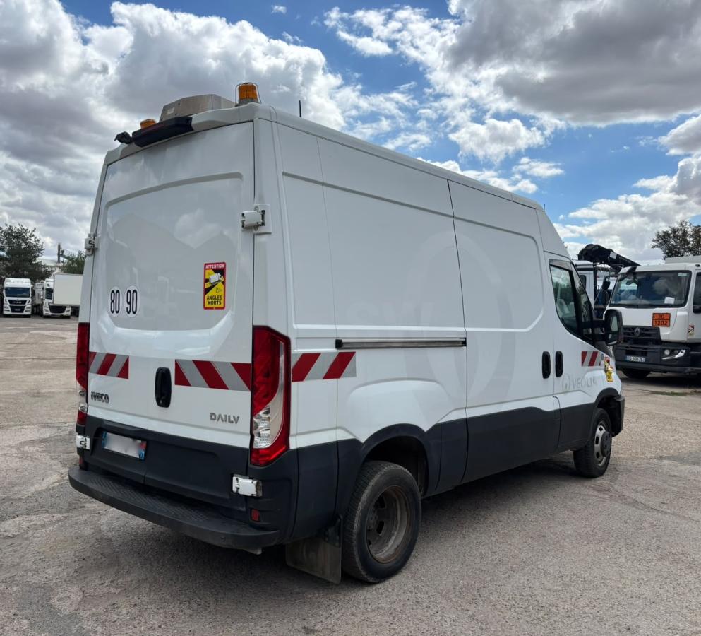 Carrinha comercial Iveco HYDROCUREUR DAILY 50C17V11 HYDROCUREUR