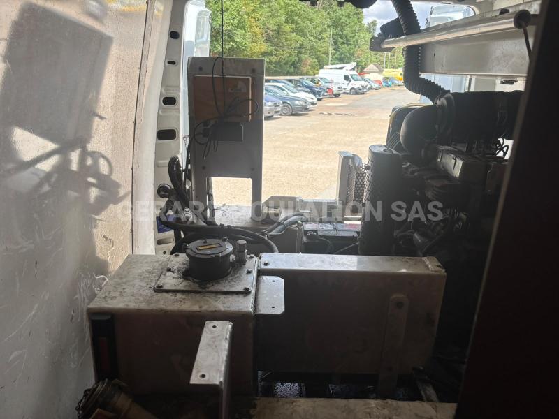 Carrinha comercial Iveco HYDROCUREUR DAILY 50C17V11 HYDROCUREUR