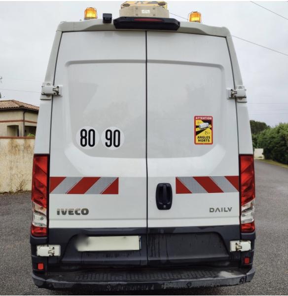 Carrinha comercial Iveco HYDROCUREUR DAILY 50C17V11 HYDROCUREUR