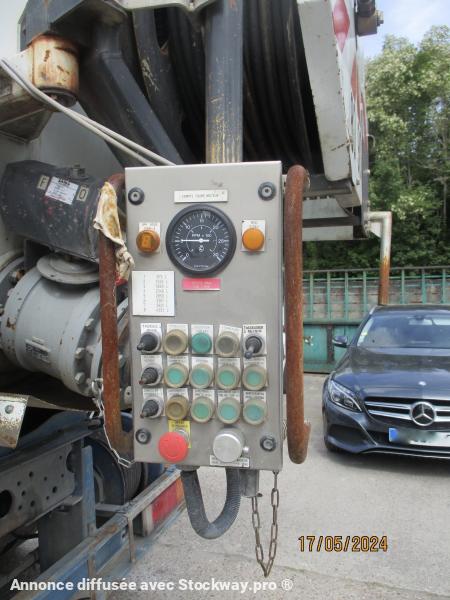 Photo Renault HYDR0CUREUR cuve 6,8m3  image 10/22
