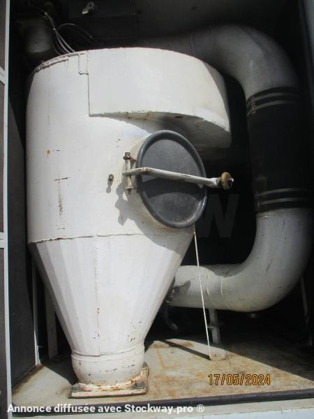 Photo Renault HYDR0CUREUR cuve 6,8m3  image 14/22