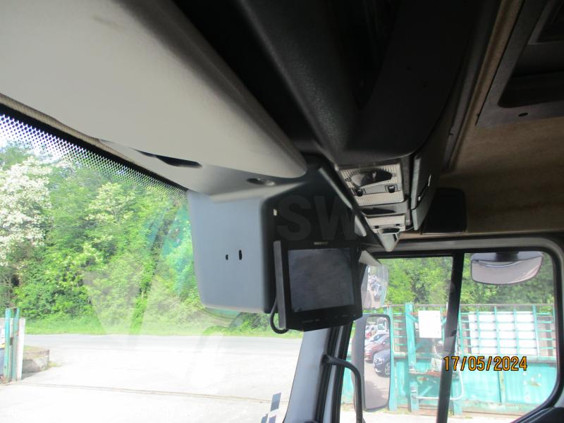 Photo Renault HYDR0CUREUR cuve 6,8m3  image 21/22