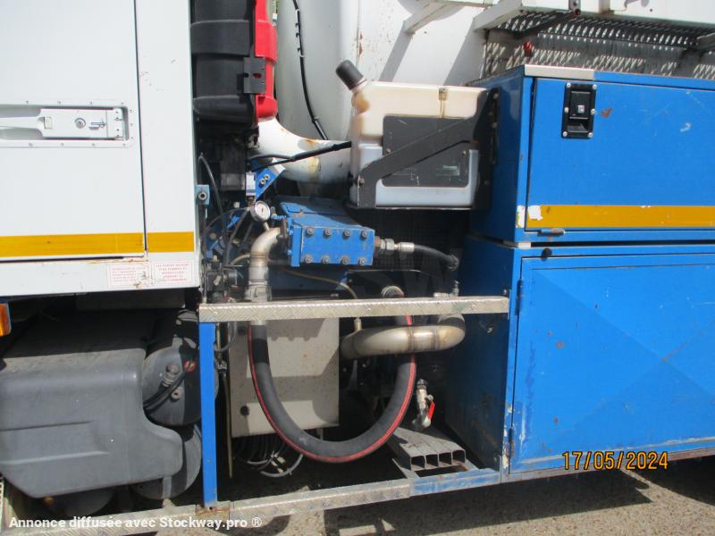 Photo Renault HYDR0CUREUR cuve 6,8m3  image 6/22