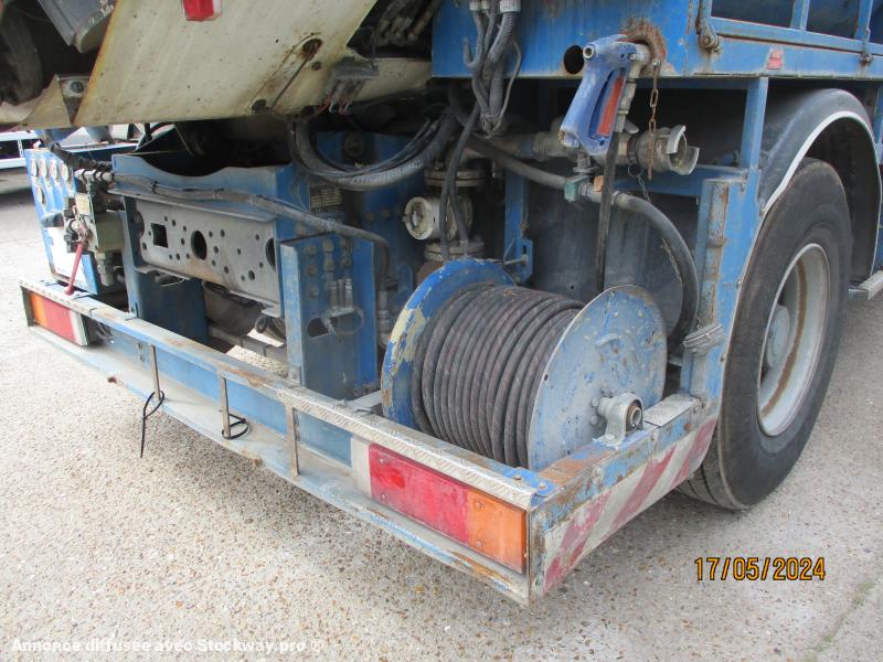 Photo Renault HYDR0CUREUR cuve 6,8m3  image 7/22