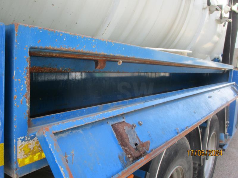 Komunalne Renault HYDROCUREUR l&#039;ensemble trr + SREM SAMRO HYDROCUREUR cuve 15m3