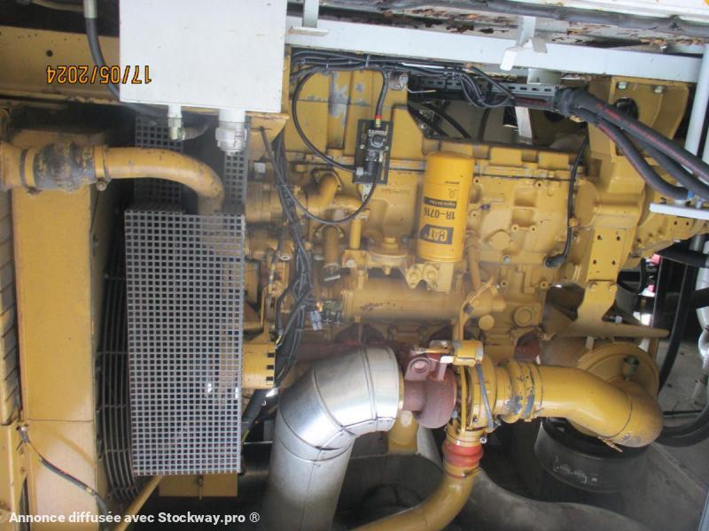 Photo Renault HYDROCUREUR l'ensemble trr + SREM SAMRO HYDROCUREUR cuve 15m3  image 18/41