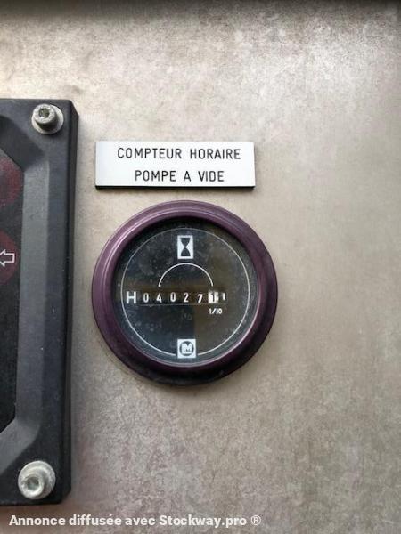 Photo Renault HYDROCUREUR l'ensemble trr + SREM SAMRO HYDROCUREUR cuve 15m3  image 28/41