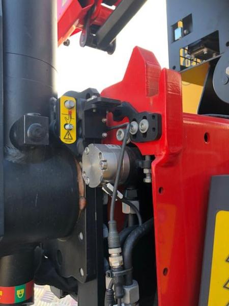 Truck Renault K480 Medium 13L E6 8x4