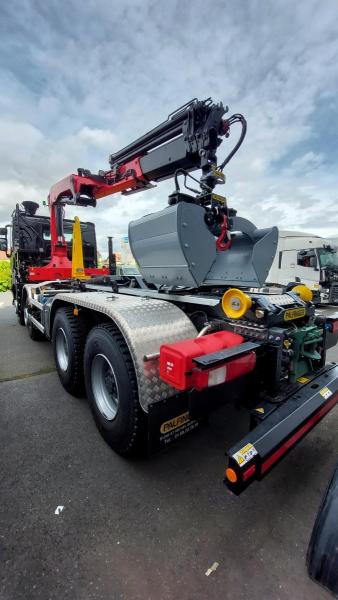 Truck Renault K480 Medium 13L E6 8x4