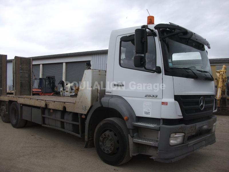 Camion Mercedes Axor 2533 Porte engins