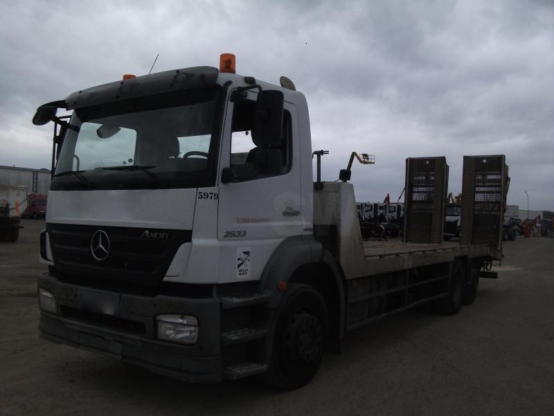 Ciężarówka Mercedes Axor 2533