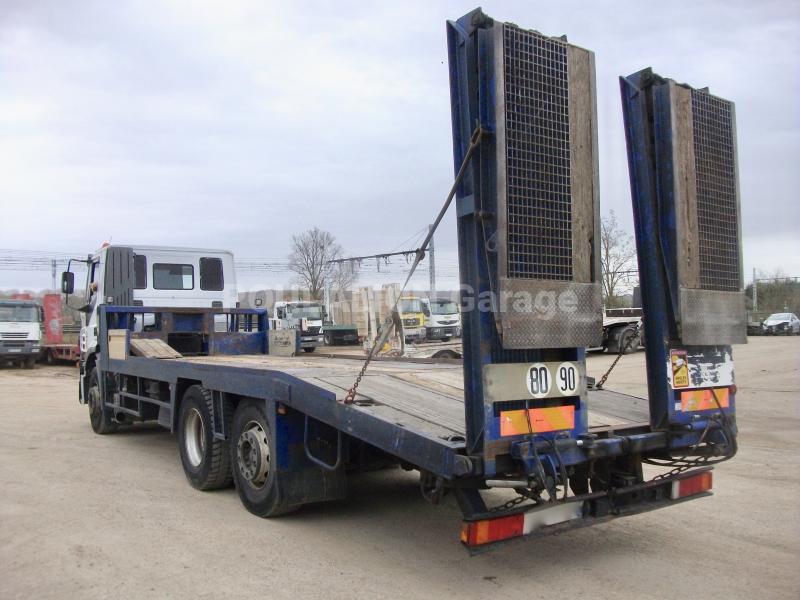 Camion Iveco Stralis 310 Porte engins