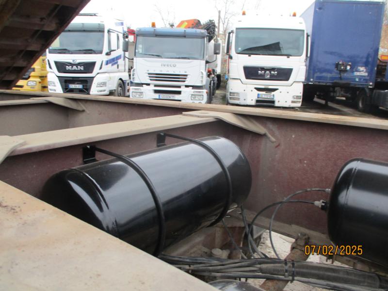 Naczepa Trax 62m3 3 essieux